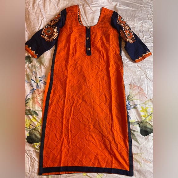 Long 3 piece kurta suit for ladies - Picture 1 of 3